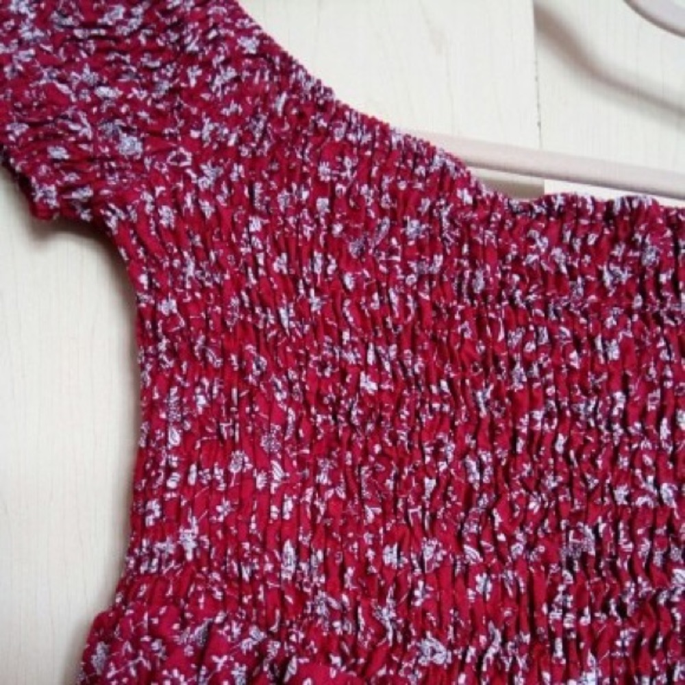 Summer Dress, 1S and 2L available - Picture 3 of 4